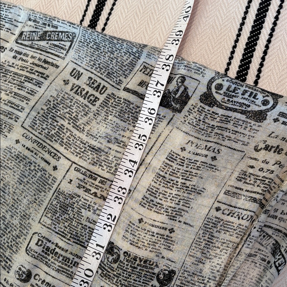 Vintage Newspaper Print Scarf - Picture 5 of 8